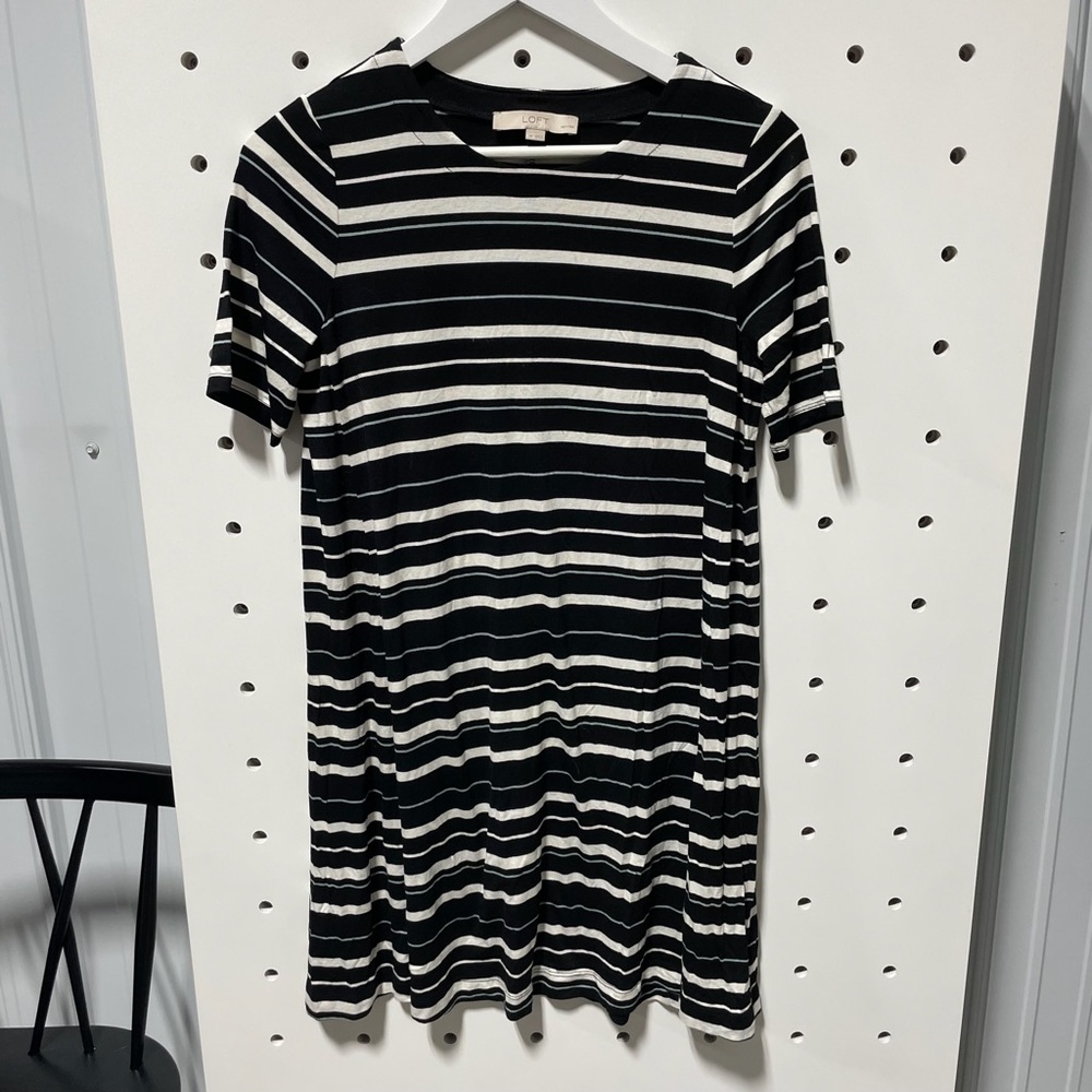 Loft stripe dress size small petite